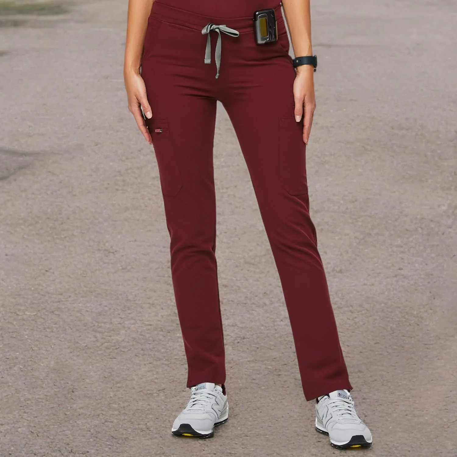 FIGS YOLA Skinny Scrub Pants for Women  Slim Fit, Straight Leg, 11 Pockets 4-Way Stretch, Anti-Wrinkle